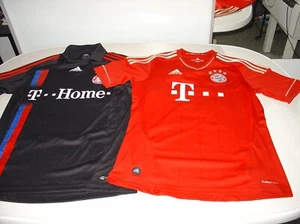 2 Tlg. Paket Sammlung: Trikot T-Shirt Adidas FC Bayern München - Sammler / Fans - Bild 1 von 24