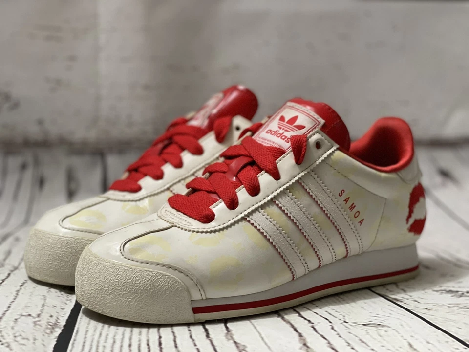 Adidas Samoa Kisses Sneakers Women Size 5.5 - Image 1 of 4