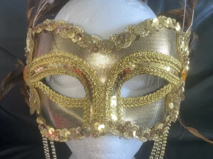 ADULT BROWN AND GOLD FEATHERED HEADBAND MASK UNBRANDED SOME SIGNS OF WEAR - Picture 1 of 7
