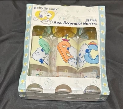 Baby Snoopy vintage 9 oz. Enfermeras decoradas Foto 1 de 2
