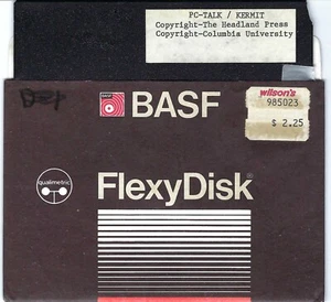 ITHistory (1980s) IBM PC Software: PC TALK/ KERMIT (Headland Press/ Columbia U) - Imagen 1 de 1