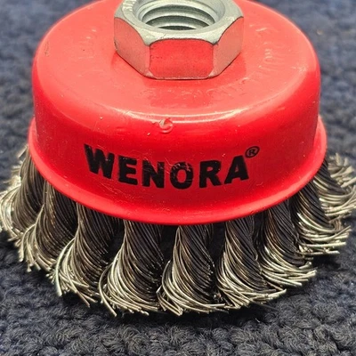 (CANTIDAD 3) Cepillo de taza de alambre anudado Wenora 5/8-11 rosca de eje para amoladora angular Foto 1 de 4