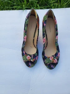 Liz Claiborne Wedge Shoes Size 8 Floral Tropical open Toe - Picture 1 of 12
