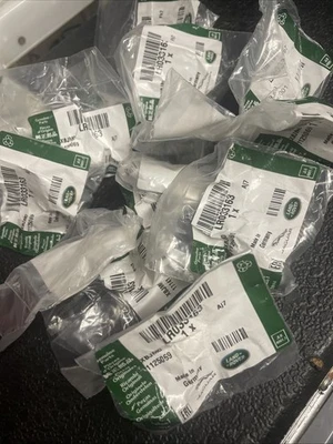 Genuine Land Rover/Range Rover Undersheild  Bolt x 14  LR033163/156351. Nos - Image 1 of 2