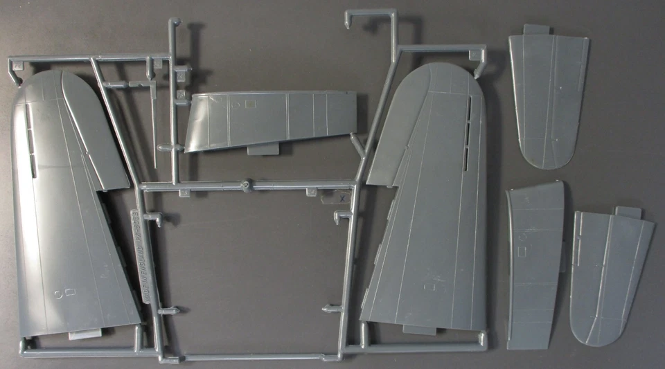 Matchbox 1/32nd Scale Douglas Dauntless - Parts Lot 1 from Kit No. PK-503 - Image 1 of 1