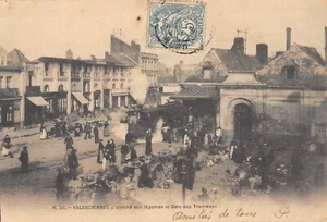 CPA 59 VALENCIENNES / MARCHE AUX LEGUMES ET GARE DES TRAMWAYS - Foto 1 di 1
