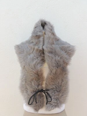 UGG GRIS TORMENTOSO CLÁSICO PELO LARGO PIEL DE OVEJA ENCOGERSE DE HOMBROS/ENVOLTURA ~ MUJER TALLA ÚNICA ~ NUEVO CON ETIQUETAS Foto 1 de 4