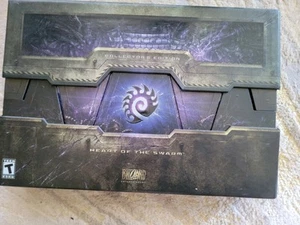 StarCraft II 2 : Heart of the Swarm - Collector's Edition 2013 Items Sealed - Picture 1 of 7