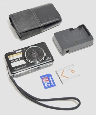 Sony Cyber-Shot DSC-WX9 16.2MP Digital Camera Carl Zeiss - Image 1 of 4