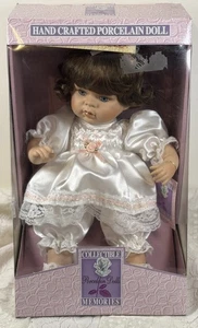 Collectible Memories echte Porzellanpuppe - Melanie - neu im Karton - Bild 1 von 9