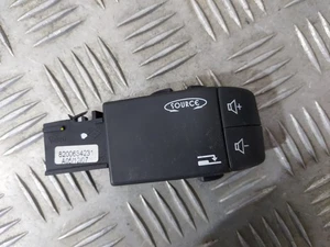 Commande radio au volant - RENAULT CLIO II (2) CAMPUS - Réf : 8200634231 - Picture 1 of 3