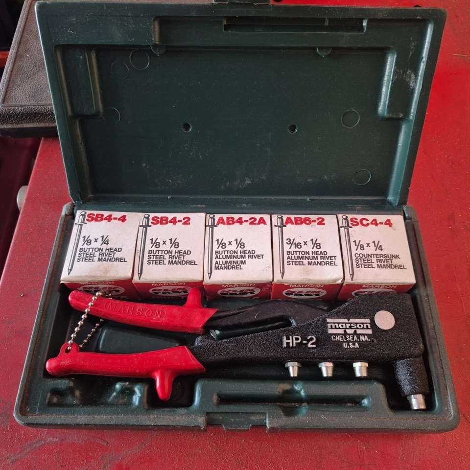 Marson Klik Fast No. Комплект из 200 заклепок и заклепок HP-2 с защелкивающимся чехлом Vint - Изображение 1 из 4