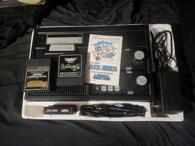 VINTAGE COLECO VISION QUALITY VIDEO CONSOLE IN ORIGINAL BOX (UNTESTED) + GAMES.