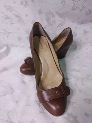 Lands End Women Sz 7 Rich Chocolate Leather Wedge Shoe Heel Closed Toe Cushion - Image 1 of 4