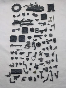 Lote de (50+) brocas y piezas de fantasía de Warhammer 40k - Imagen 1 de 8