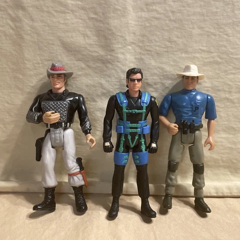 Jurassic Park Vintage Action Figure Lot Of 3 - Malcolm Grant Dino Tracker Cover