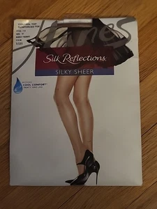 Hanes Silk Reflections Control Top Silky Sheer Pantyhose 718 EF Barely There New - Picture 1 of 4