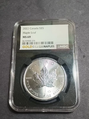 2022 CANADA S$5 CANADA MAPLE LEAF .9999 FINE SILVER GRADED BY NGC MS 69 - Image 1 of 4