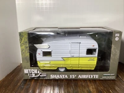 Greenlight Hitch & Tow Trailers SHASTA 15' AIRFLYTE 1:24 Chase Green Tires Rare - Image 1 of 4