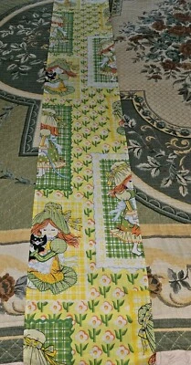 De colección RARO Holly Hobbie Amarillo y Verde Niña Gato Tela Larga Estrecha 448"X 10" Ancho Foto 1 de 4