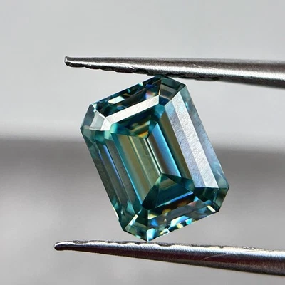Pretty 1PCS 5x7~10x14mm Blue Green Emerald Loose Moissanite With GRA Certificate - Image 1 of 4