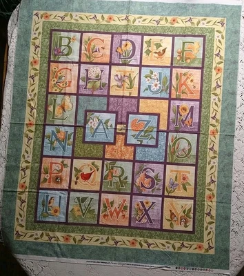 Panel Alfabeto Mariposa Floral Susan Winget "Letras Poéticas Colgantes" 35x44 Foto 1 de 4