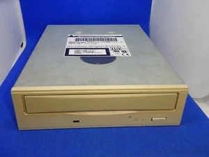 APPLE CD-ROM LAUFWERK CR-587-C IDE 24x MAX SPEED # LW485 - Bild 1 von 4