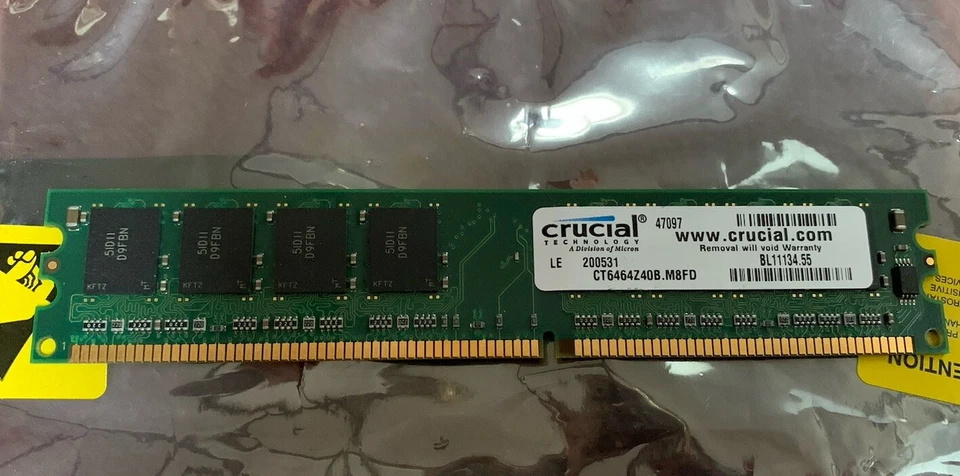 Crucial CT6464Z40B.M8FD 512 MB PC3200U DDR-400 DDR RAM 400 MHz 184-pin DIMM - Image 1 of 1