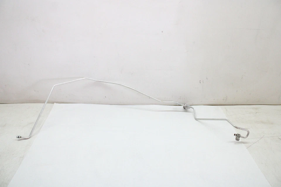 Toyota Camry 2014 2,5 L tubo de aire acondicionado de alta presión 4 cilindros OEM 12 13 14 Foto 1 de 4