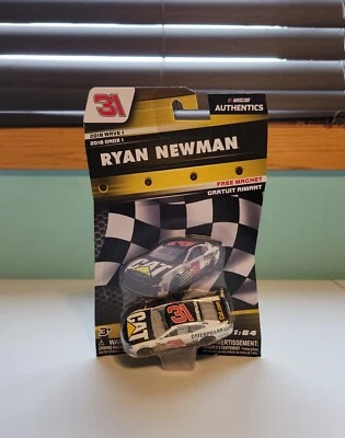 Ryan Newman #31 CAT Caterpillar Chevy 2018 Wave 1 escala 1:64 NASCAR diecast Foto 1 de 4