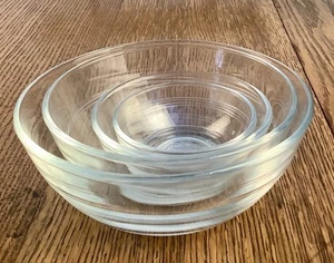 4 Duralex Clear Glass Nesting Pinch Small Bowls Made In France 5” 4” 3” 2.5 EUC - Picture 1 of 6