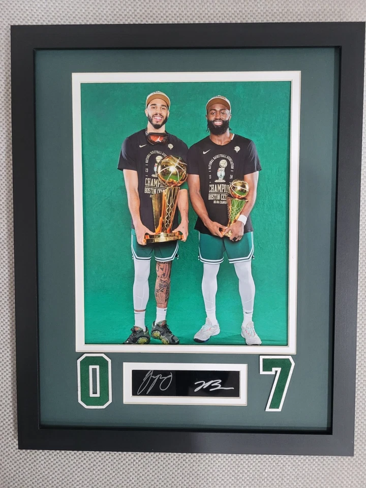 Cuadro facsímil foto Jayson Tatum & Jaylen Brown 8x10 grabado láser automático 11x14 Foto 1 de 4