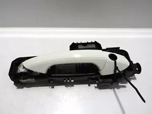 MERCEDES A-CLASS A200 W176 2012-15 OFFSIDE FRONT EXTERIOR DOOR HANDLE (650)R0694 - Picture 1 of 14