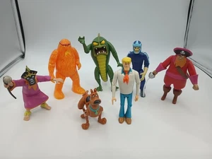 Lote de 7 figuras de acción de villanos Scooby Doo & Friends  - Imagen 1 de 4