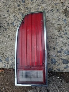 1979-1991 CROWN VICTORIA LTD STATION WAGON LH DRIVERS SIDE TAILLIGHT ASSMBLY OEM - Bild 1 von 3