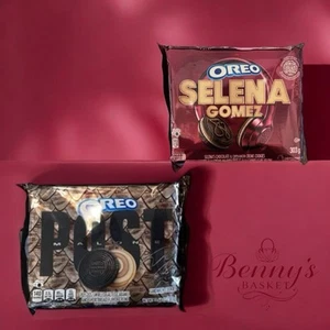 🔥 Neu Limited Edition Oreo Selena Gomez & Post Malone 2er Pack Cookies 10oz - Bild 1 von 1