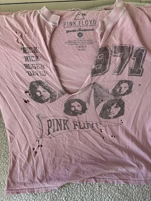 Camisa Pink Floyd Para Hombres 2XL Envejecida 1971 Banda Gráfica Camiseta Goodie Dos Mangas Foto 1 de 4