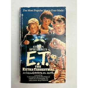 E.T. The Extra-Terrestrial In His Adventures On Earth 1983 Paperback Berkley - Imagen 1 de 6
