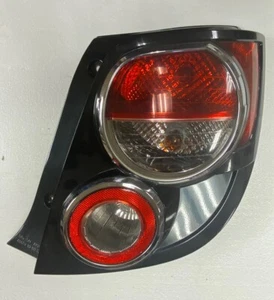 2013-2015 Chevy Spark RIGHT Passenger Tail Light Assembly GM 95470356 Lamp OEM - Picture 1 of 6