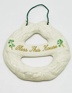 Belleek Ireland Bless This House Blessing Wreath Irish Wall Art Decor 11th Mark - Imagen 1 de 3