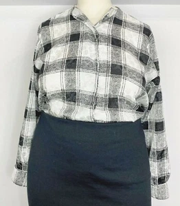 Vintage 90s blouse top black white check rose print shiny button front 14 - Foto 1 di 12