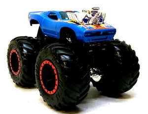 Monster Trucks Hot Wheels 1:64 suelto 2024 Blue Rodger Dodger Monster Truck - Imagen 1 de 9