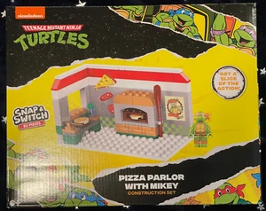 Teenage Mutant Ninja Turtles: Snap & Switch PIZZA PARLOR w/MIKEYConstruction Set - Picture 1 of 3