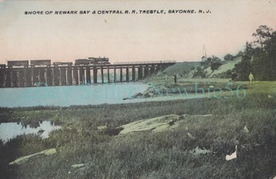 Bayonne NJ - CENTRAL RAILROAD TRESTLE ON NEWARK BAY - Postcard - Image 1 of 2