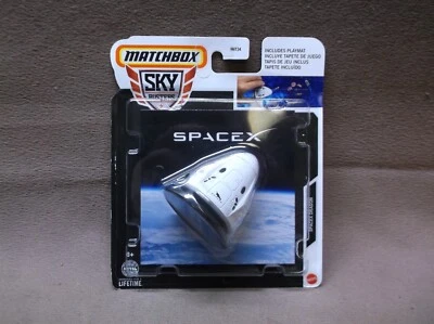 MATCHBOX 2024 #22 SKY BUSTERS WHITE SPACEX DRAGON SPACE TRAVEL STAR SHIP CAPSULE - Image 1 of 3