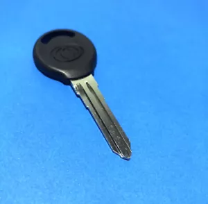 Uncut Ignition Key Blank Fits Mazda Familla 323 MX-3 MX-6 626 929 RX-7 Miata - Picture 1 of 1