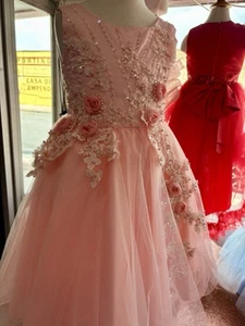 Little Girls Dress Size 8 - Picture 1 of 3