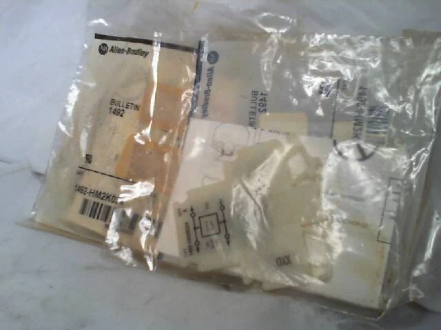 Allen Bradley 1492-HM2K024 Surge Suppressor - New In Box - Image 1 of 1