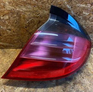 Mercedes-Benz W203 Rear Right Tail Light 151616 - Picture 1 of 11