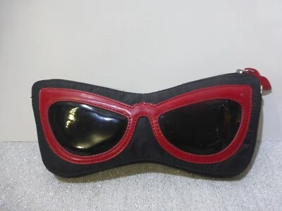 Raro Lulu Guinness Rojo Gafas de sol Plegable Negro Bolso de Mano! Foto 1 de 4